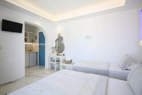 Augusta Studios & Apartments