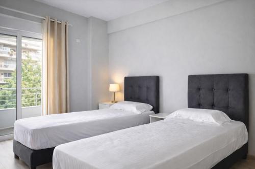 Acropolis Area Large 3BR 2BA Apartment