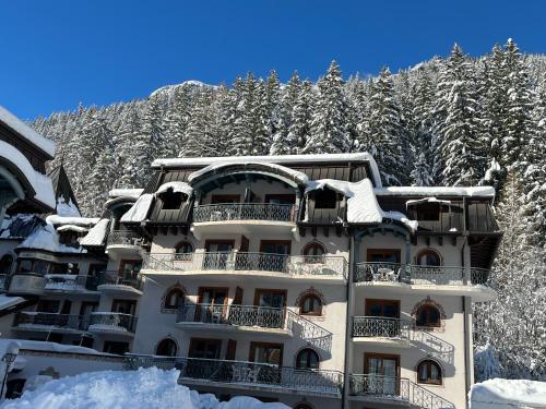 Très bel appartement avec vue exceptionnelle et piscine intérieure dans la résidence