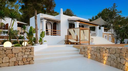 Villa Can Rafel 5 minutes drive to the beach - Amazing View Calm Area Renewed on 2024 Pool & AC