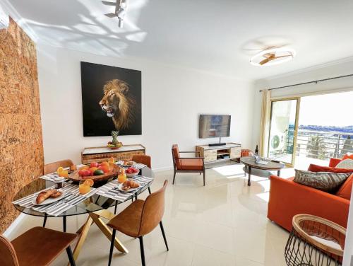 Luxury Condo in Top Complex with Ocean and Marina View by Be Cherish