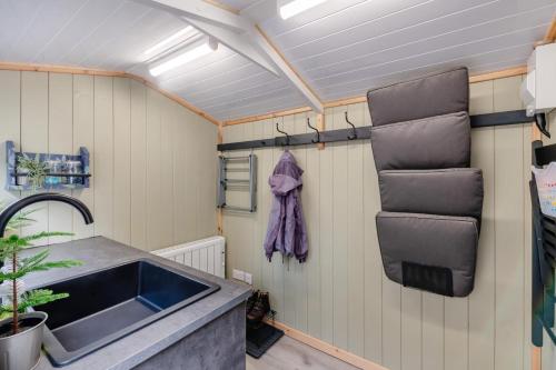 a small kitchen with a sink and a sink at 1 Bed in Askrigg oc-c33109 in Askrigg