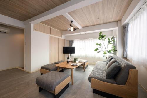 Shinjuku 6-chome City Stay 4F 新宿6丁目 シティステイ 4F