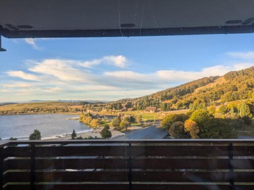Studio ensoleillé pour 4 pers avec balcon, vue lac et WiFi - FR-1-814-187