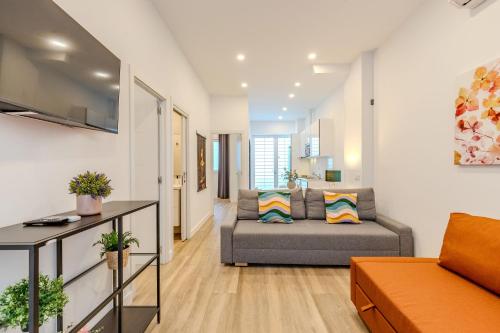 Fantastic and Bright 2H - Imperial Apartment