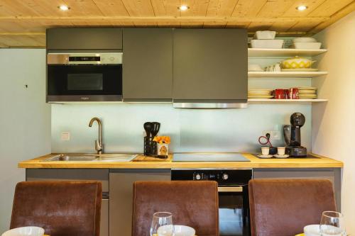 Grand Roc A216 from Slopes 150m, Mont-Blanc View & Parking - Happy Rentals photo 12