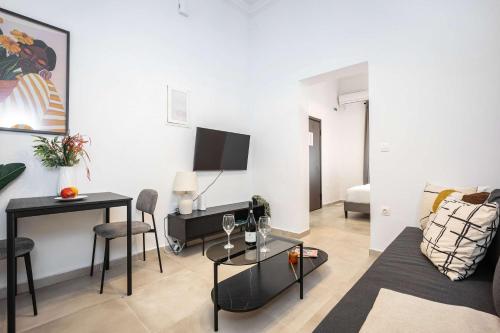Warm & Stylish 1BR l King Bed
