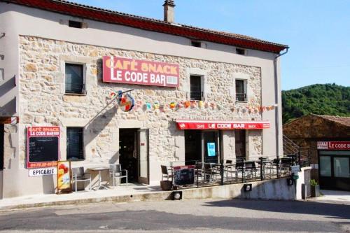 Gite d'étape le code bar