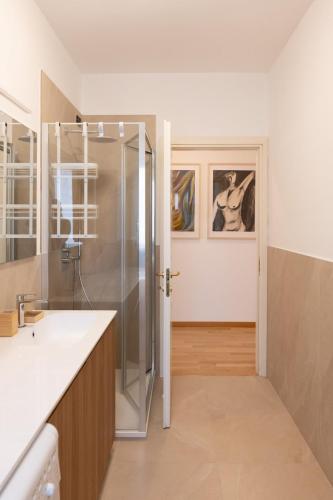 Elegant one bedroom apartment Bocconi