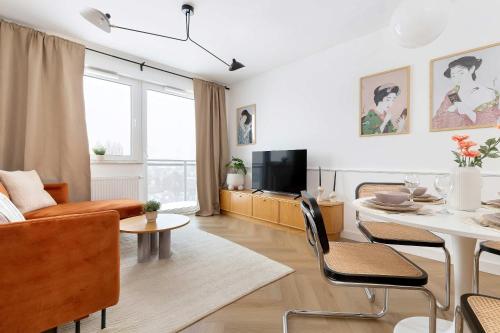 Stylish Deluxe Apartment 2 Bedrooms & Private Parking by Noclegi Renters