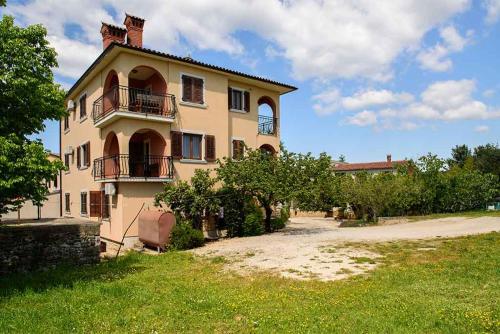 Beautiful apartment Cristian 3