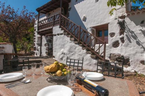 Un patio o zona al aire libre en Las Calas de Valleseco