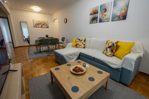 Spacious & Centrally Located Apartment