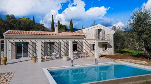 Villa Oliva with Private Pool by Konnect