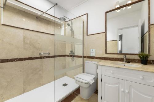 Sea Breeze Callao by Escape Home