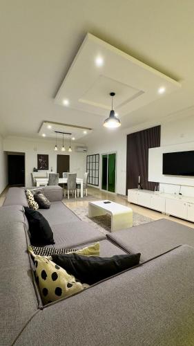 Modern and bright apartment at Les Vallons