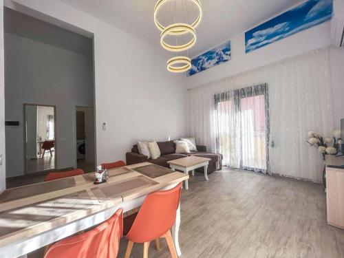Gega - 2 bedrooms Apartment