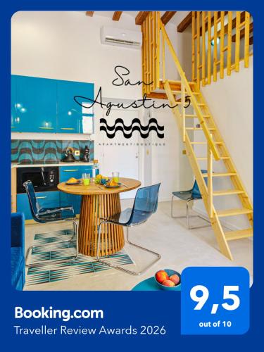 Spacious and luxurious mezzanine apartment in historic center