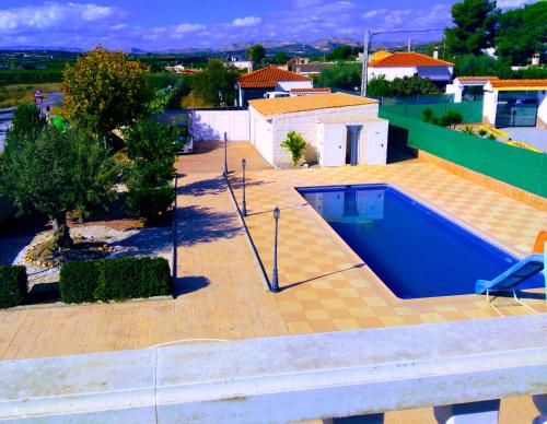 an overhead view of a swimming pool on a house at La Villa Blanca in Pedralba