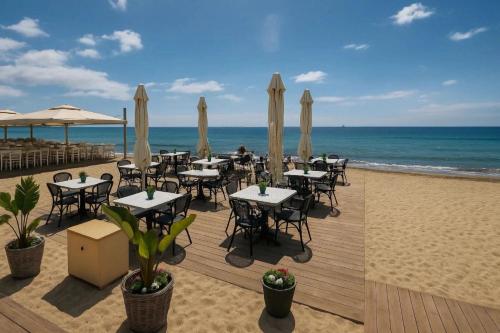 Sunny Stay Luxury Ground Floor Apartment
