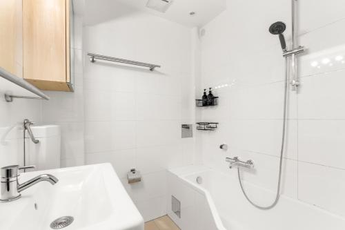 Zentral und Ruhig am Park - 2BR - gratis Parken - 2 Balkone