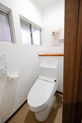 駅近なのに静かな隠れ家-JR松山駅 徒歩8分-松山空港車10分-最大6名-無料駐車場有り-松山一棟貸し宿Tsuji