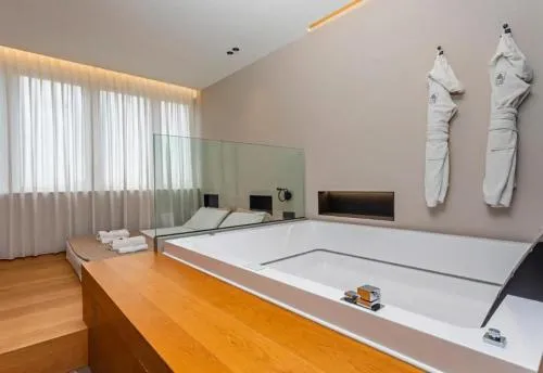 ZOE LUXURY SUITES photo 52