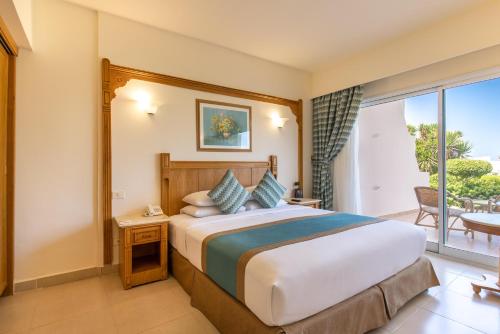Hurghada Long Beach Resort — Photo of the whole room