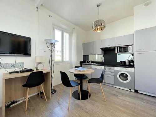 Viva Riviera - 10 Rue Florian