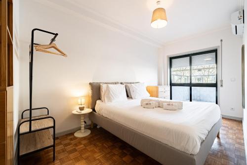 Top-floor Matosinhos 2BR Terrace