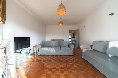 Top-floor Matosinhos 2BR Terrace