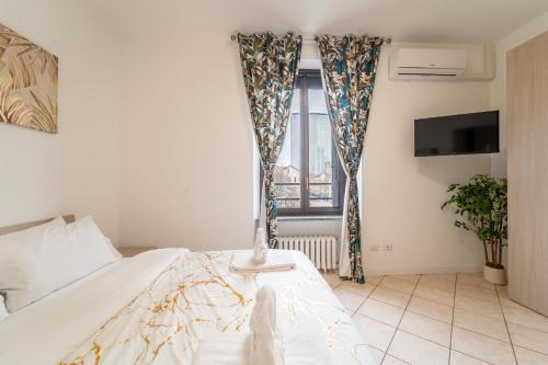 OurJoy & SkyJoy condo units - Via M Gioia, 47 - Strong WiFi, private parking, Central Station, Milan
