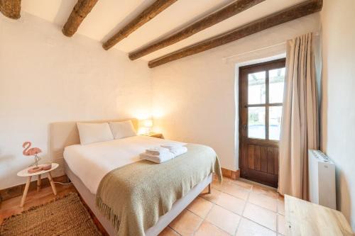 GuestReady - Charming villa with pool in Sesimbra