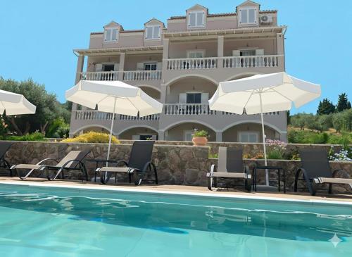 Hibiscus Suites - First Floor Suites 3 & 4