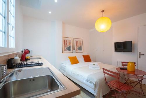 Studio neuf Paris 3eme Metro Etienne Marcel