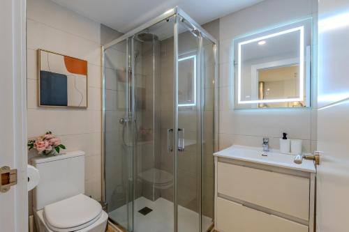 Bright and Fantastic Studio - Apartment Embajadores A
