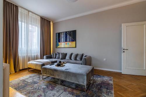 Grand Stamboliyski Residence