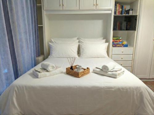 Calm & Comfortable Studio - Apartment at Central Kalamaria