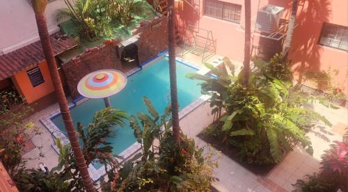 Piscina a América Inc o a prop