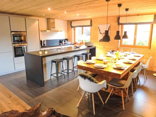 Chalet Chalet Astoria 6 by Interhome