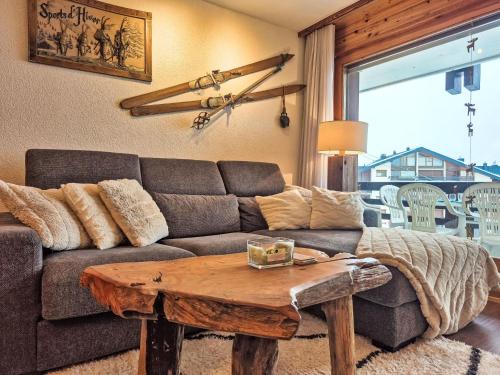 Apartment Hauts De Nendaz BK4 by Interhome
