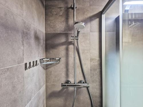 Apartment Hauts De Nendaz BK4 by Interhome