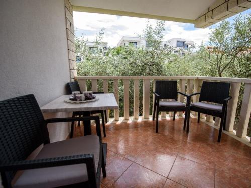 Apartment Marina-5 by Interhome