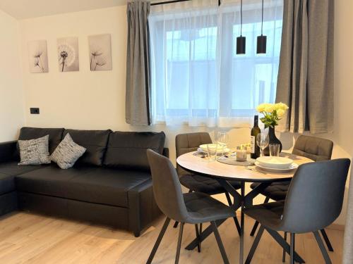 Apartment Glacier Loft Kitzsteinhorn 1 by Interhome