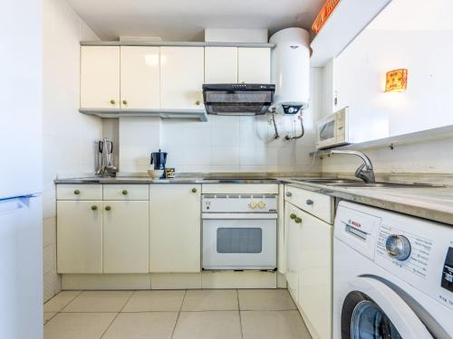 Apartment Cavet Mar by Interhome