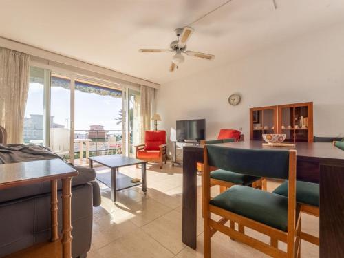 Apartment Pompeyo I by Interhome