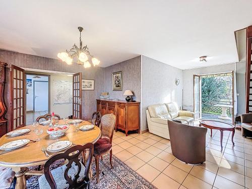 Holiday Home Maison Caradec by Interhome