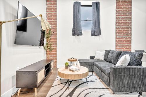 Gallery image of The Pearl Hideaway Cozy West Side Gem Near DT in Cleveland