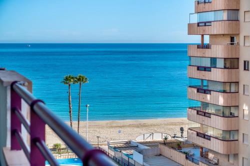 Topacio II - Beachfront, Sea View, Pool, Parking, Workspace