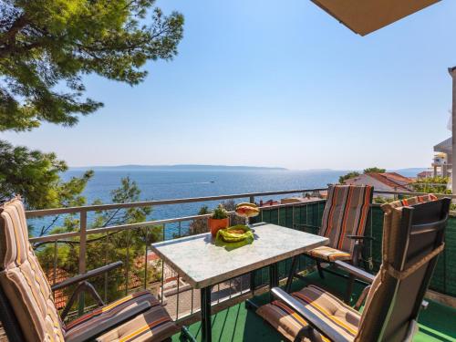 Holiday Home Barbara mit Blick auf das Wasser by Interhome